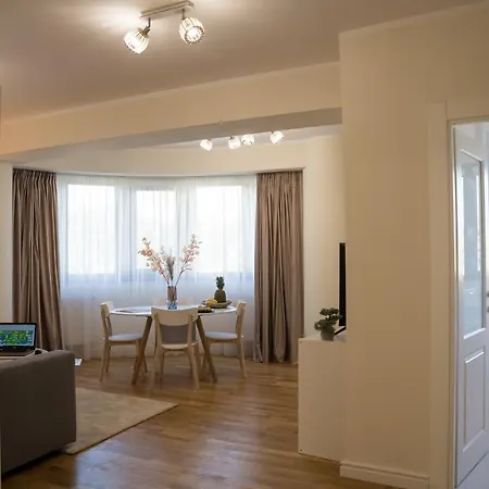 Azaleea Apartment