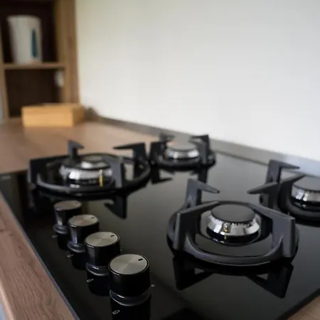 Azaleea Apartment