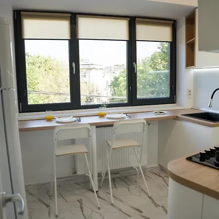 Azaleea Apartment