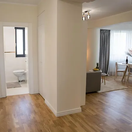 Apartment Azaleea Bucharest