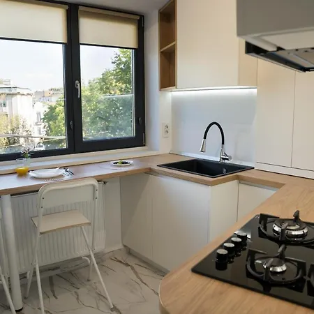 Azaleea Apartment