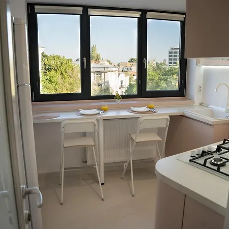 Azaleea Apartment