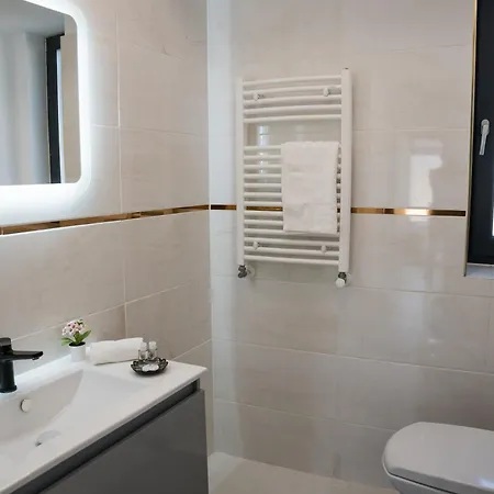 Azaleea Appartement Boekarest