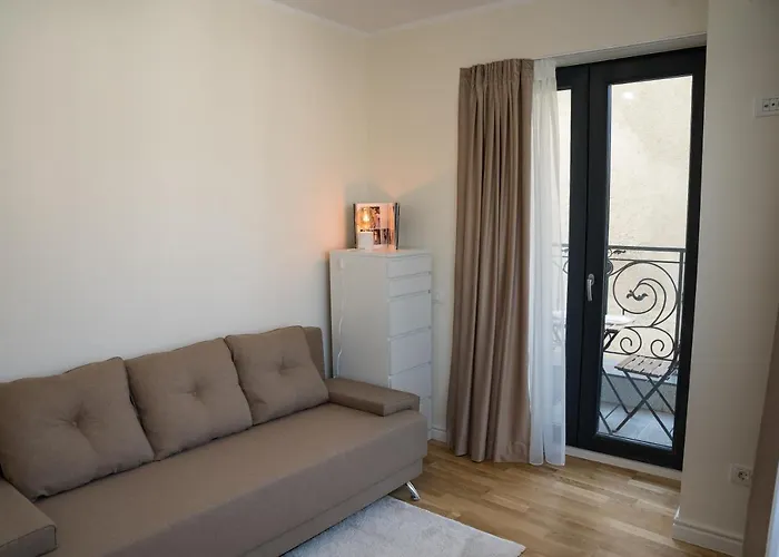 Apartman Azaleea *