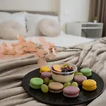 Azaleea Apartman *